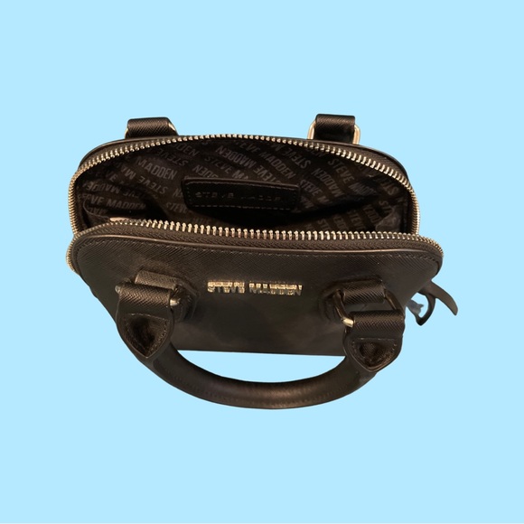 Steve Madden Purse - Picture 4 of 5